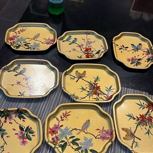 Elite Trays Other - Adorable vintage Elite metal trays from England.